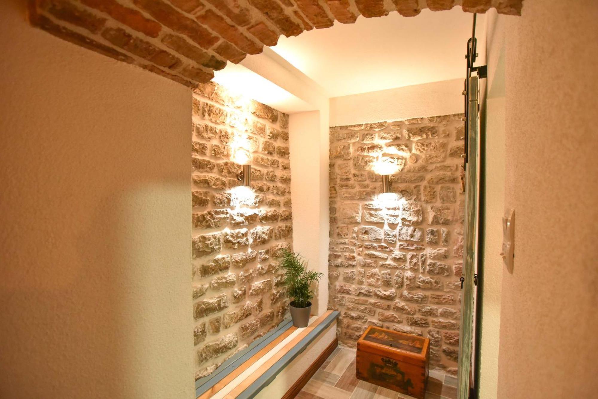 Guest House Amfora Budva Exterior photo